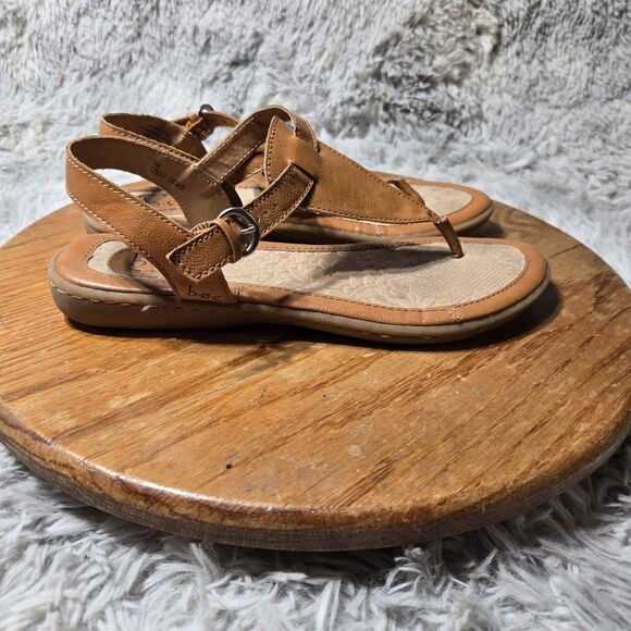BOC Born Concept Basilia Womens Size 8M T Strap Cream Faux Leather Thong Sandals - Picture 3 of 11